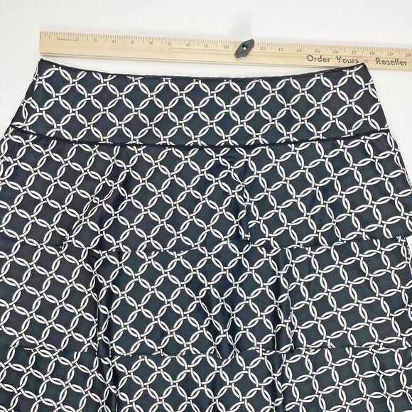 WHITE HOUSE BLACK MARKET Interlocking Ring 3-Tiered Swing Skirt Women’s Size 14 - Picture 5 of 6